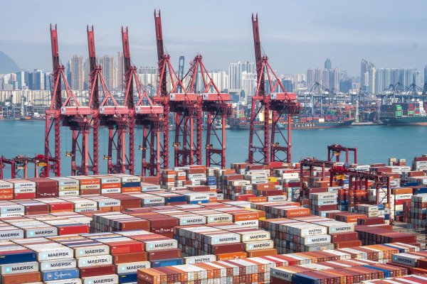 ABD, Hong Kong Acil Durum İlanını Yenilemedi, Trump'ın Emri Yürürlükte Kalırken Bazı Yaptırımlar Kaldırıldı