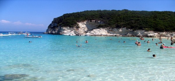 Antipaksos Adası