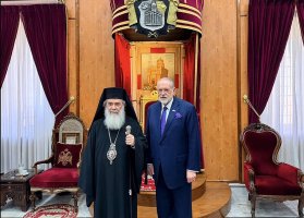 Patrik Theophilos III, ABD Büyükelçisi Mike Huckabee ile Hristiyanların Sorunlarını Görüştü