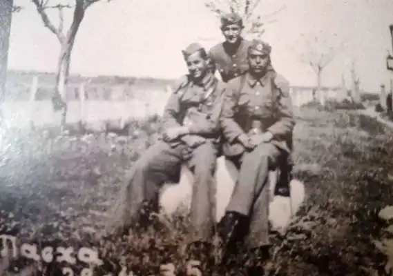 Manos Katrakis