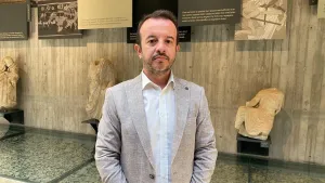 Nolan'ın Odysseia'sı Yunanistan ve Sicilya'ya Turist Çekozemini Artırabilir, Ancak Hikaye Truva'da Başlıyor