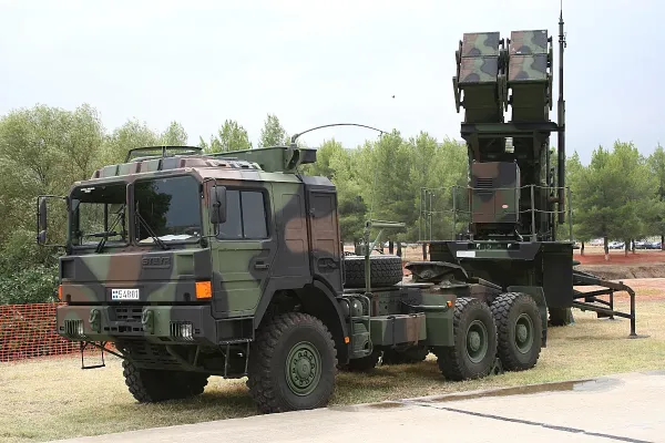 NATO ve AB'den Yunanistan'a Ukrayna İçin Patriot Baskısı