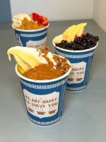 Kostantina ile Tanışın: Forest Hills'e Yunanistan Lezzeti Getiren Yeni Greek Fro-yo Mekanı