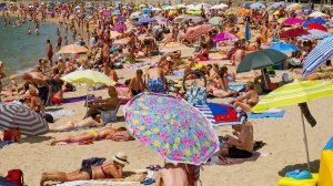 İspanya, İngiltere, İtalya, Yunanistan ve Diğerleriyle Avrupa Turizmini Rekor Ziyaretçi Sayılarıyla Sürdürüyor
