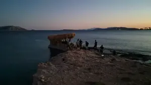 Ano Koufonisia'da Yüzen Büfe Girişimi Engellendi