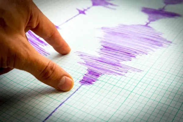Yunanistan'da 5,2 Büyüklüğünde Deprem: Rodos'ta da Hissedildi