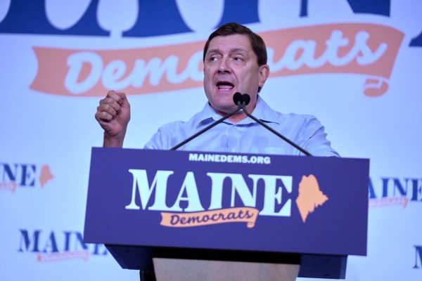 Maine Demokratları Troy Jackson'ı Yeni Aday olarak Seçti