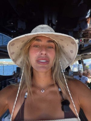 Sabalenka Mykonos'ta: Eleştirilere Tepkisiz Kalmadı, Espriyle Karşılık Verdi