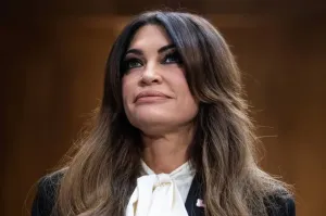 Trump Yunanistan Ziyaretini İptal Etti, Guilfoyle'a Büyük Darbe
