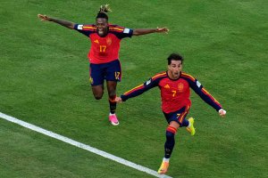 İspanya, Ferran Torres'in Uzatma Dakikalarındaki Golüyle Arjantin'i 1-0 Yenerek Dünya Kupası'nı Kazandı