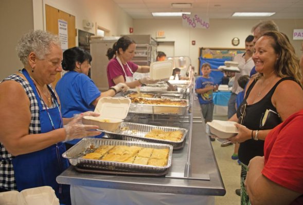 Dartmouth'ta Yunan Lezzetleri: Taste of Greece Festivali