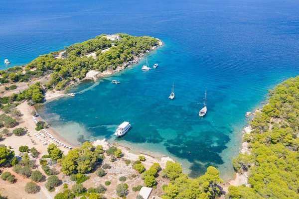 Spetses Adası: Atina'ya Bu Kadar Yakın Ama Bir O Kadar Uzak