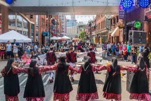 Detroit'in 20 Milyon Dolarlık Greektown Yenileme Projesi Devam Ediyor