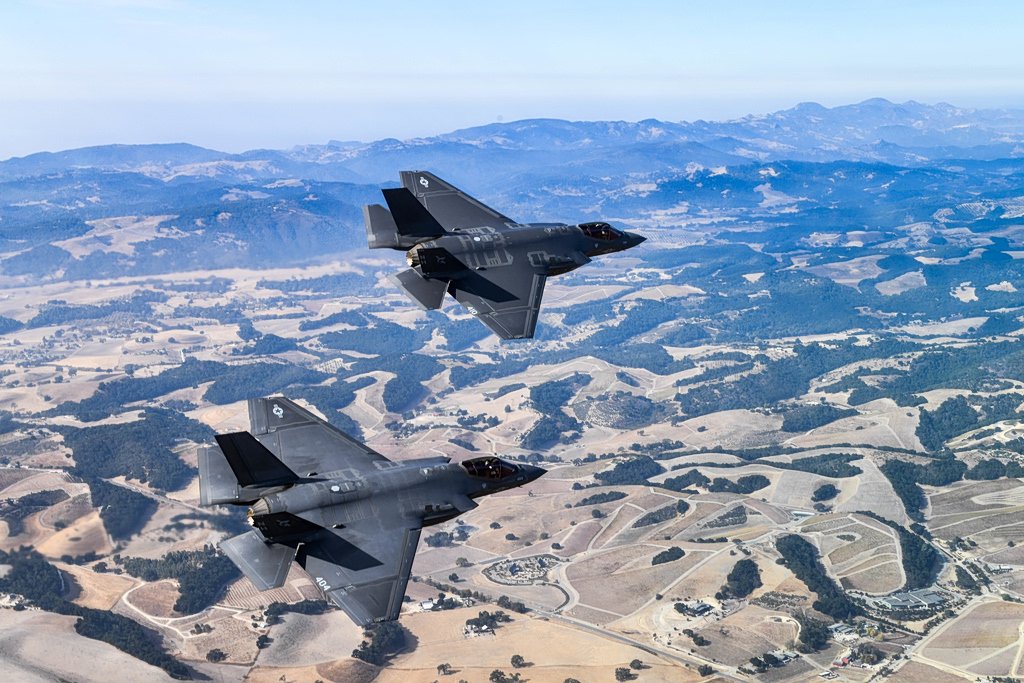 Yunanistan Dışişleri Bakanı: Türkiye'nin F-35 Alımına İlişkin ABD Kısıtlamaları Değişmedi