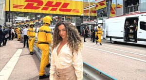 Formula 1'den Modaya: Yunan Asıllı Avustralyalı Tammy-Christina Küresel Bir Marka İnşa Ediyor