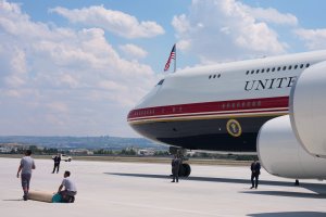 New York Times, Air Force One Haberleri İçin Gazetecilere Gönderilen Mahkeme Çağrılarının İptalini İstedi