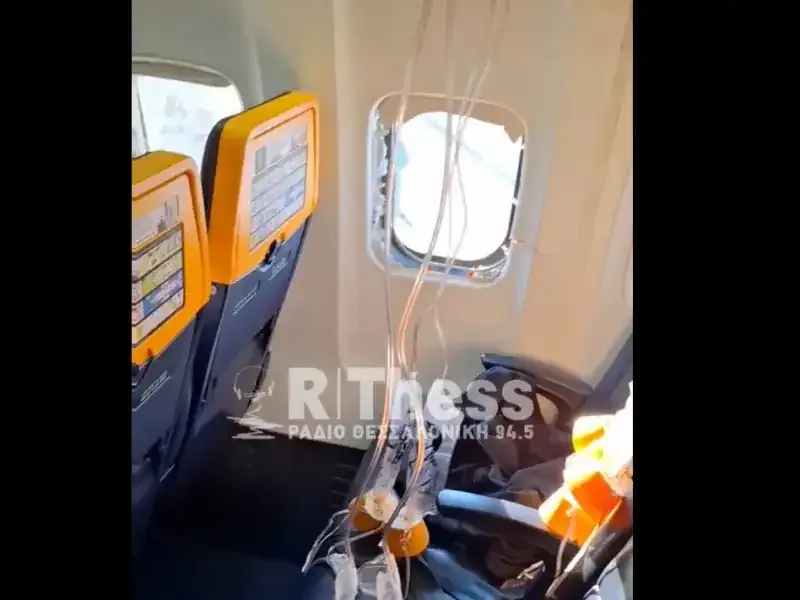 Ryanair Uçağında Pencere Hasarlı: Selanik-Münih Seferi Acil Dönüş Yaptı