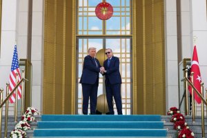 NATO Zirvesi Savunma Harcamalarına Odaklanacaktı, Ancak Trump'ın İran'a Saldırısı Her Şeyi Değiştirdi