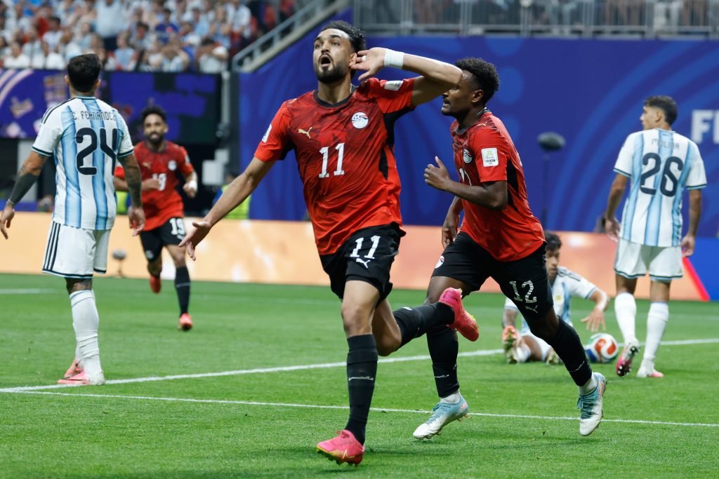 Lionel Messi Arjantin'i Mısır Karşısında 3-2'lik Geri Dönüş Zaferine Taşıdı ve Çeyrek Finale Yükseldi