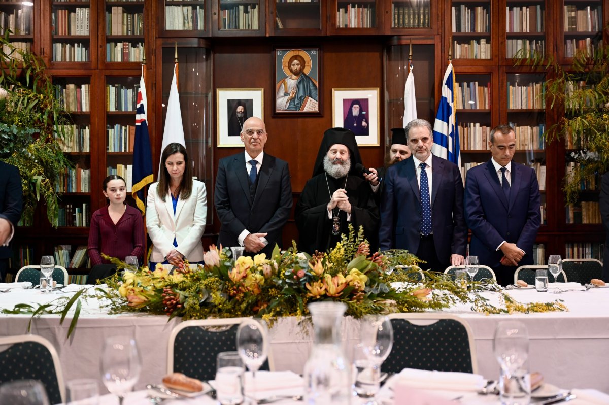 Savunma Bakanı Dendias Sidney'den: Avustralya'daki Yunan Toplumu Dinamik ve Gelişiyor