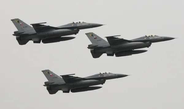 ABD Kongresi'nde Kıbrıs'a Silah Ambargosunun Kaldırılması İçin Baskı: Türk F-16'ları Gerekçe Gösterildi