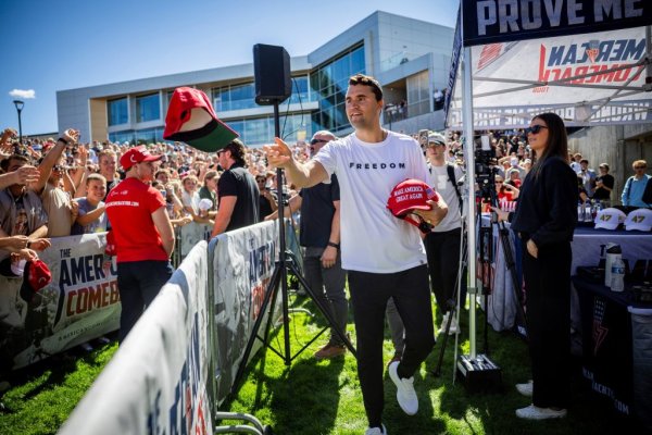 Charlie Kirk'ın Ölümüne İlişkin Dava: Sanık Tyler Robinson'a Karşı İddianame Sunulacak