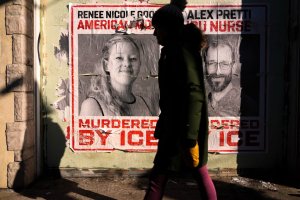 Renee Good ve Alex Pretti Öldürme Davalarında Federal Savcılar Delil Turnoverini Minnesota'ya Teslim Etti