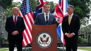 ABD Savunma Bakanı Pete Hegseth, NATO Zirvesi Sonrası Atina’ya Kısa Bir Ziyaret Yapabilir