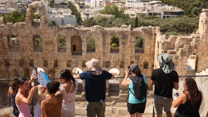 Yunanistan Üç Bölge İçin Sıcak Hava Dalgası Uyarısı Yayımladı