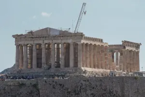 Parthenon Restorasyonunda Kriz: Usta İşçilerin Kaybolması Tehdidi