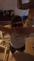 Viral Yunan Mashup Instagram'da Fırtına Estiriyor: “Egine BADazis” Pantazis ve Bad Bunny Vibe'lerini Birleştiriyor