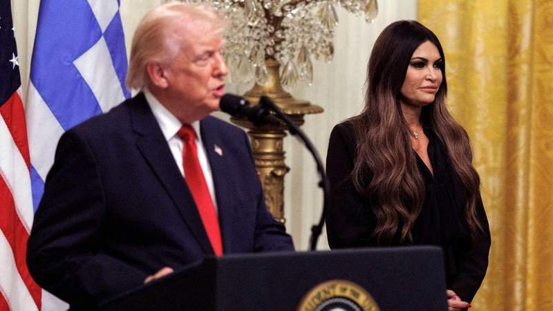 Kimberly Guilfoyle'un Yunanistan'daki Gösterişli Malikanesi İçin 90 Bin Dolarlık Harcama Çılgınlığı Ortaya Çıktı: Faturayı Amerikalı Mükellefler Ödüyor