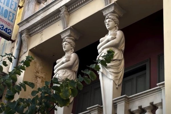 'Karyatidli Ev': Atina'nın Mimari Mücevheri