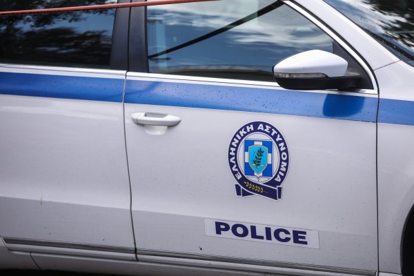 Polis, Selanik'te Spor Şiddeti Olaylarından Sorumlu Suç Örgütünü Çökertti