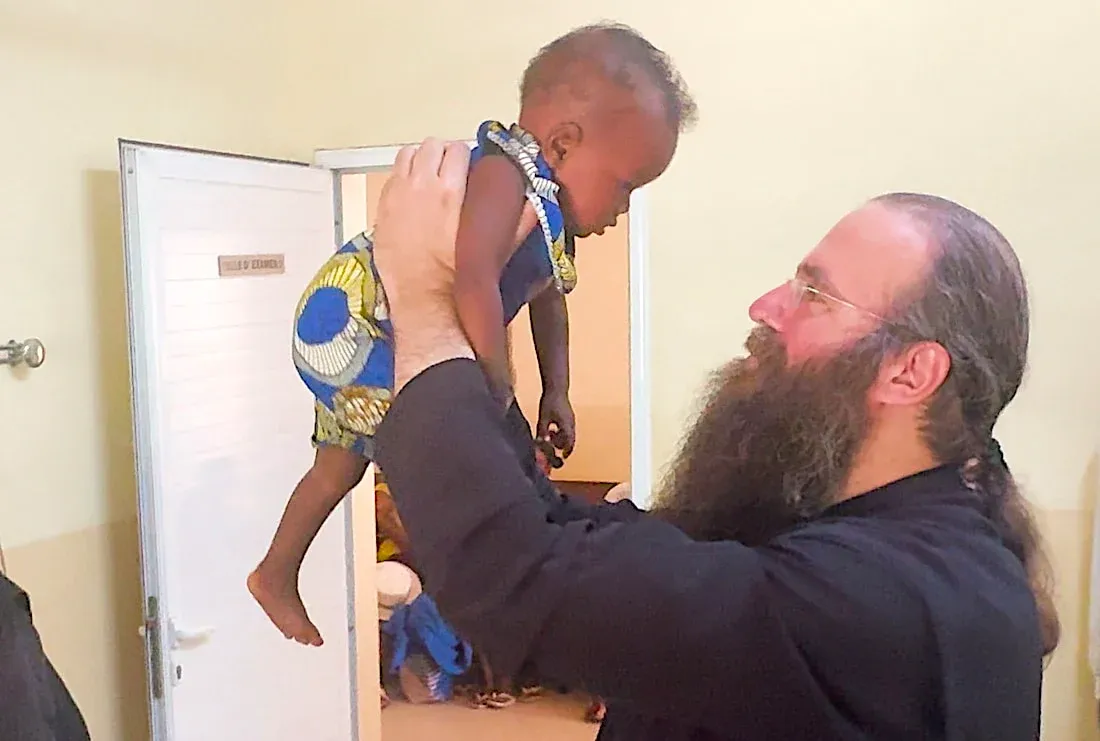 Güney Madagaskar'da İyi Samaritenler: Yunan Ortodoks Misyonunun İçindekiler