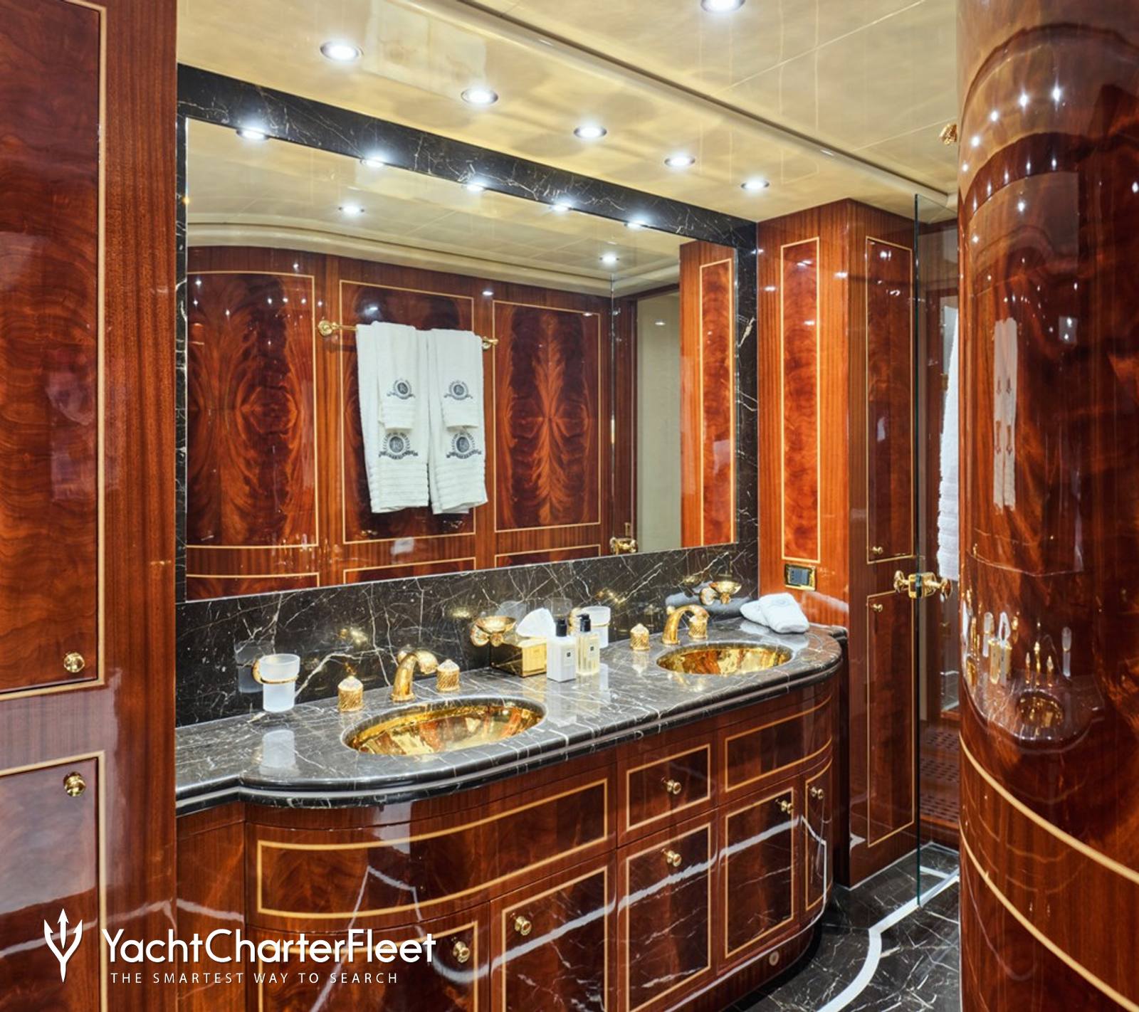 Charter yacht ABILITY en suite