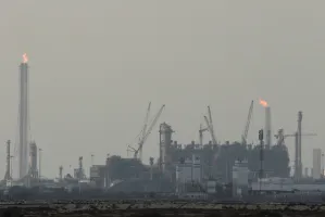 Katar'daki Gaz Krizi Yunan Hanelerine Yüzde 5'e Kadar Maliyet Çıkarabilir