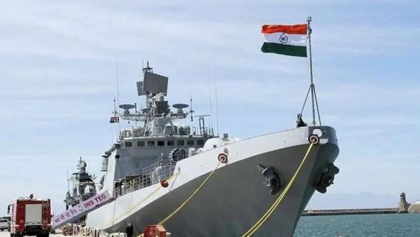 Hindistan'lı General Erdoğan'a Uyardı: "Deniz Kuvvetlerimiz Herhangi Bir Türk Donanmasını Parçalayabilir"