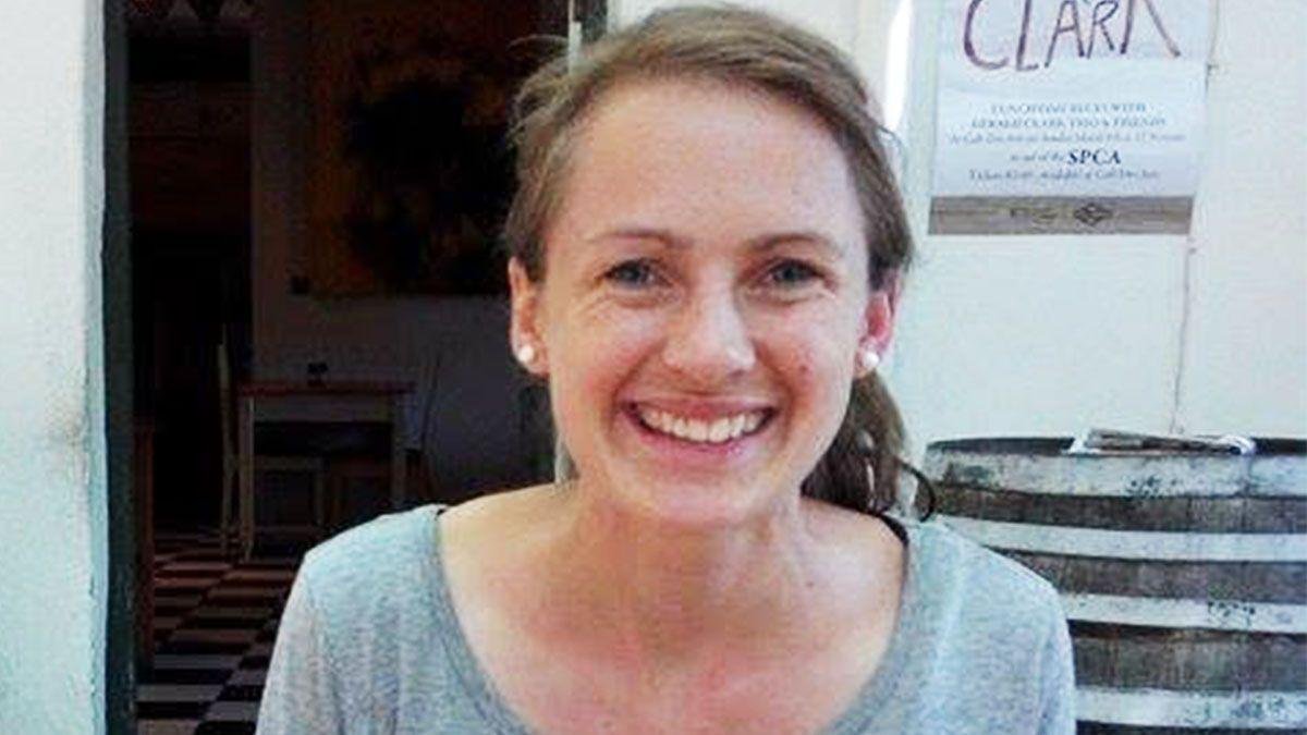 Yunan Polisi, Bavulda Cesedi Bulunan İskoç Kadının 'Amerikalı Arkadaşlarını' Arıyor