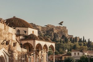 Atina'nın En Gözde Sahil Şeridinde Lüks Rüzgarı: One&Only Aesthesis