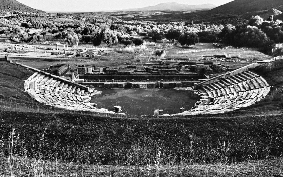 Fotoğrafçı Stella Nastou, Antik Messene'nin Büyüleyici Sessizliğini Yakalar