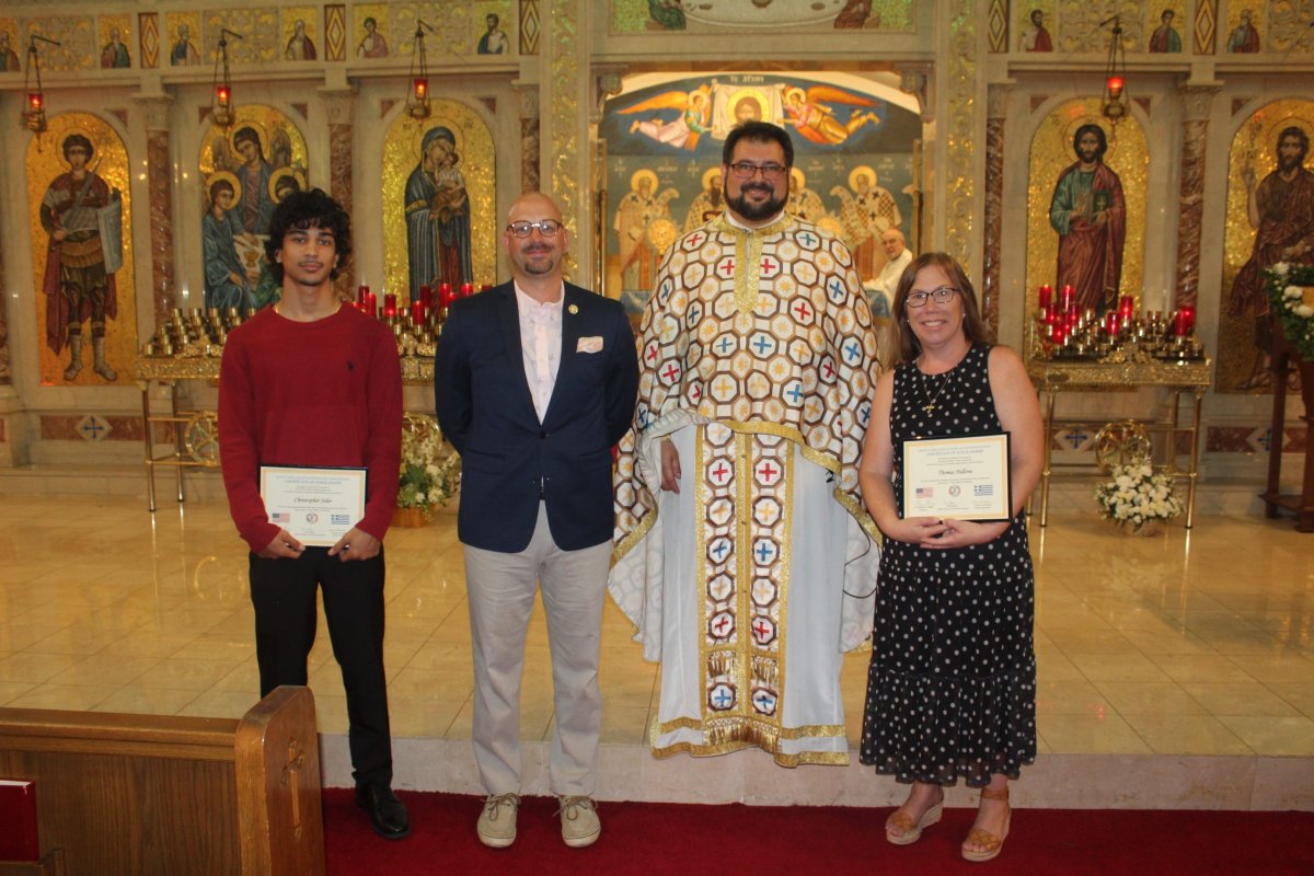 Albany AHEPA Bölüm 140 ve DOP Alope Bölüm 158 2026 Burslarını Takdim Etti