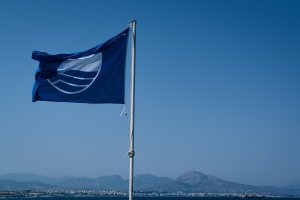 Yunanistan'da 17 Plaj Mavi Bayrak Kazandı