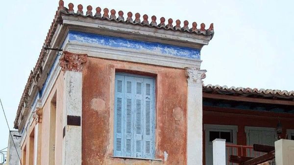 Yunanistan'da eski fabrika ve depolar konuta dönüşüyor: Yeni yasa yürürlükte