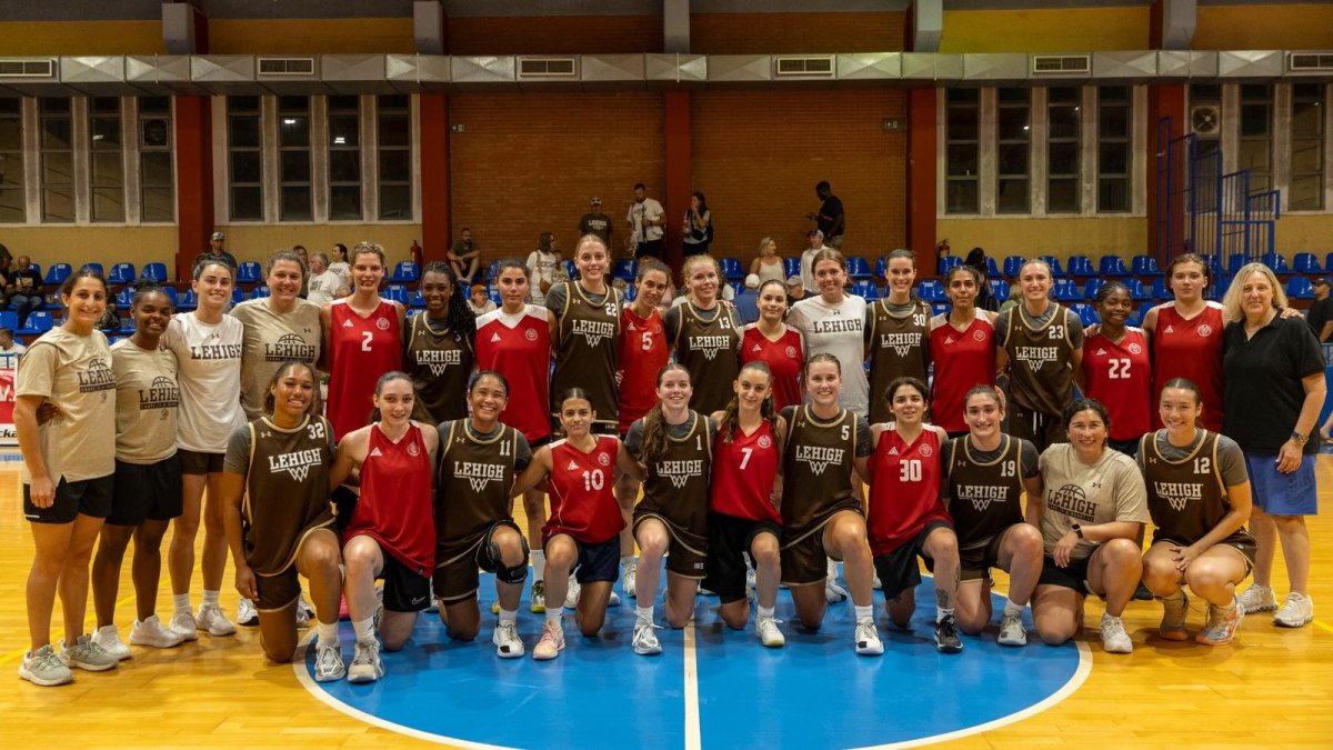 Lehigh Mountain Hawks, Yunanistan Turnesini 95-35'lik Farklı Galibiyetle Tamamladı