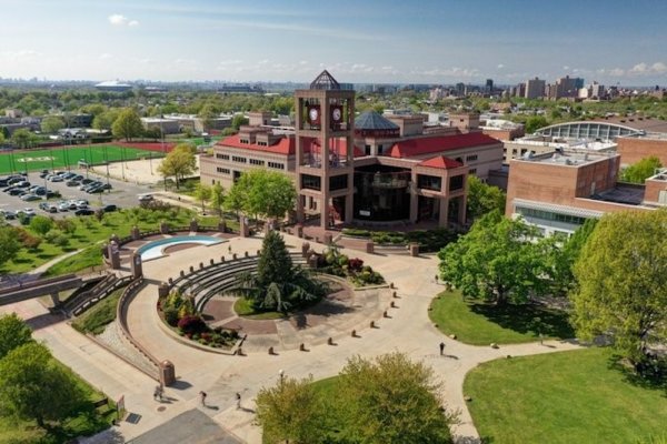 Queens Koleji'ndeki Bizans ve Modern Yunan Çalışmaları Merkezi Yeniden Fon Sağladı