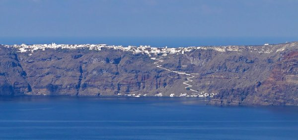 Lefkada'yı Keşfetmek: Plajlar, Köyler ve Unutulmaz Deneyimler