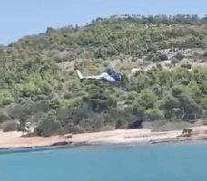 Spetses Plajında Helikopter İnişi: 39 Yaşındaki Yolcu Serbest Bırakıldı