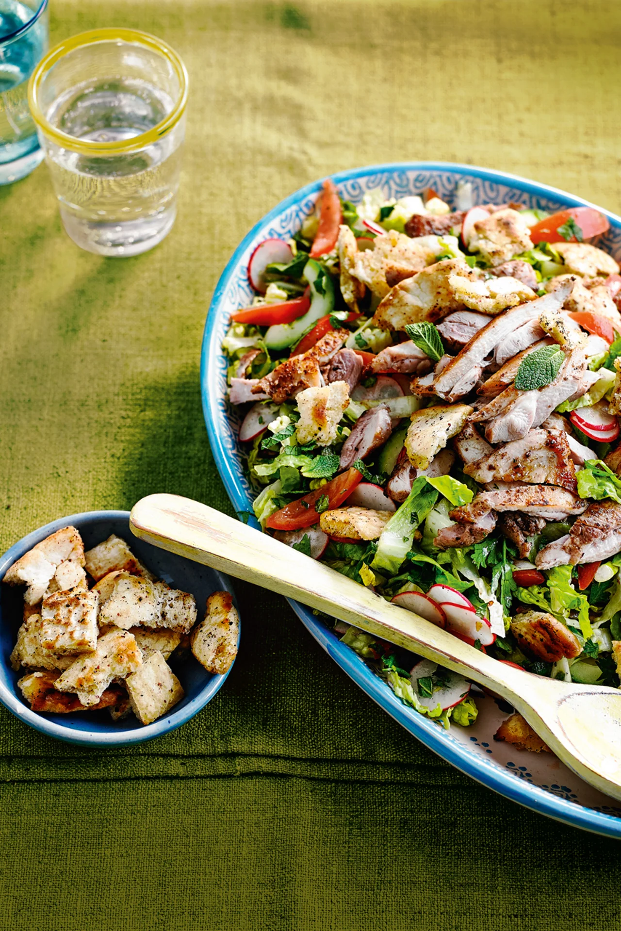 Tavuklu Fattoush