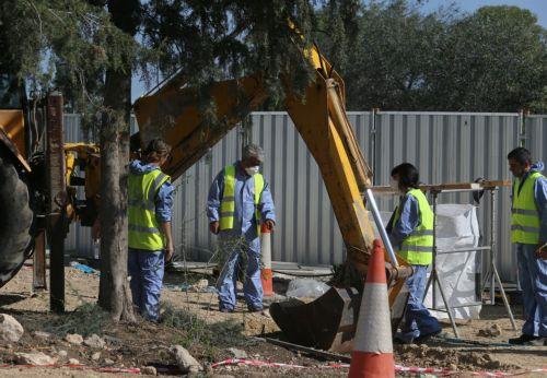Türkiye'nin Bombaladığı Athalassa Hastanesi'nde 1974 Kayıplarının Kazısında Çarpıcı Kanıtlar
